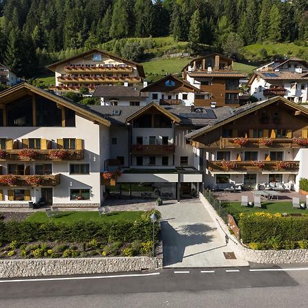 Hotel Vernel Santa Cristina Val Gardena Exterior photo