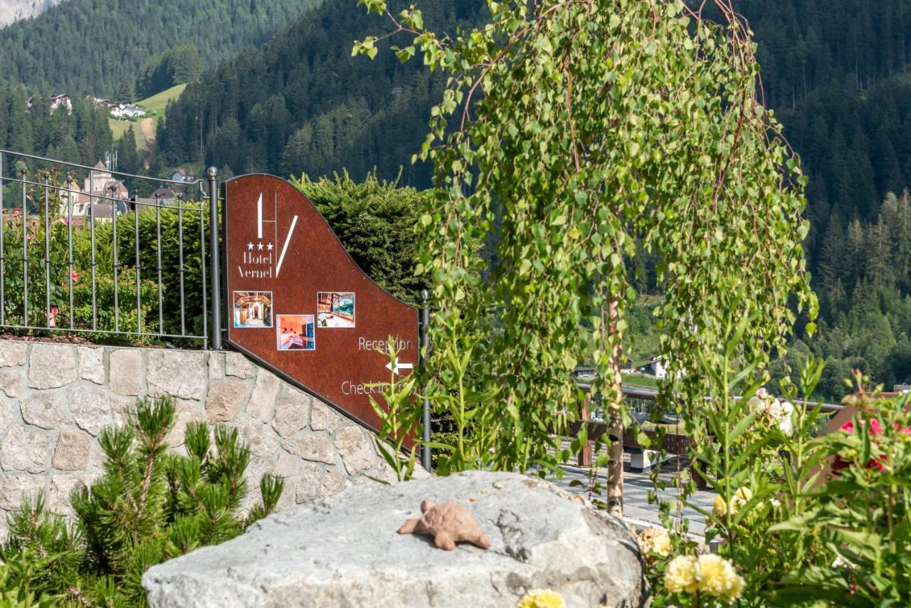 Hotel Vernel Santa Cristina Val Gardena Exterior photo
