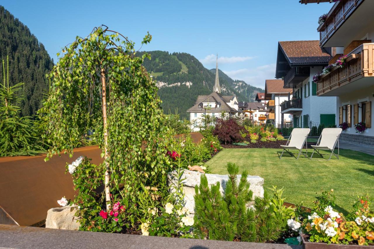Hotel Vernel Santa Cristina Val Gardena Exterior photo