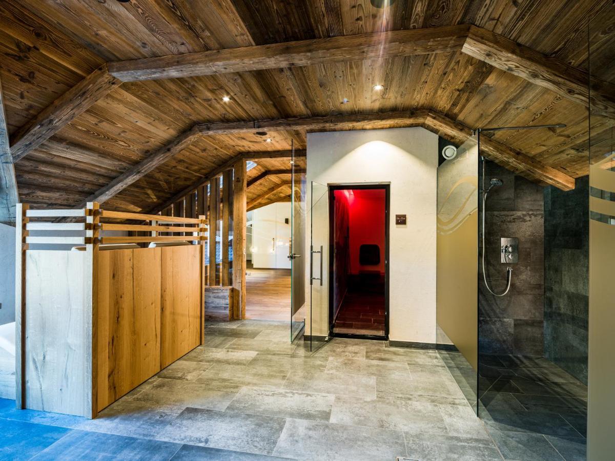 Hotel Vernel Santa Cristina Val Gardena Exterior photo