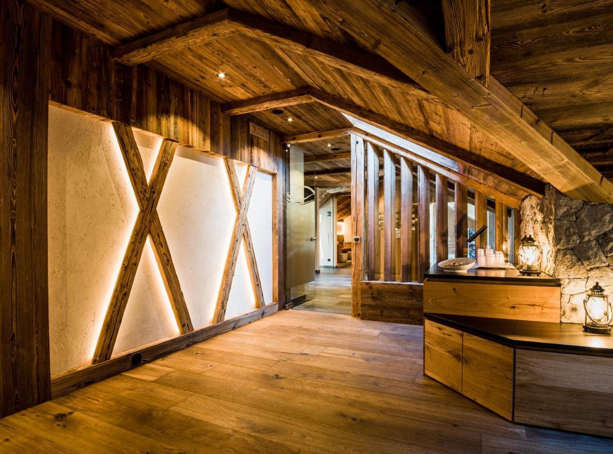 Hotel Vernel Santa Cristina Val Gardena Exterior photo
